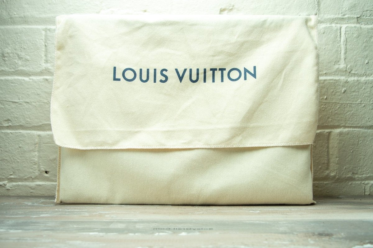 Louis Vuitton Embossed A4 Pouch Virgil Abloh M67461 -