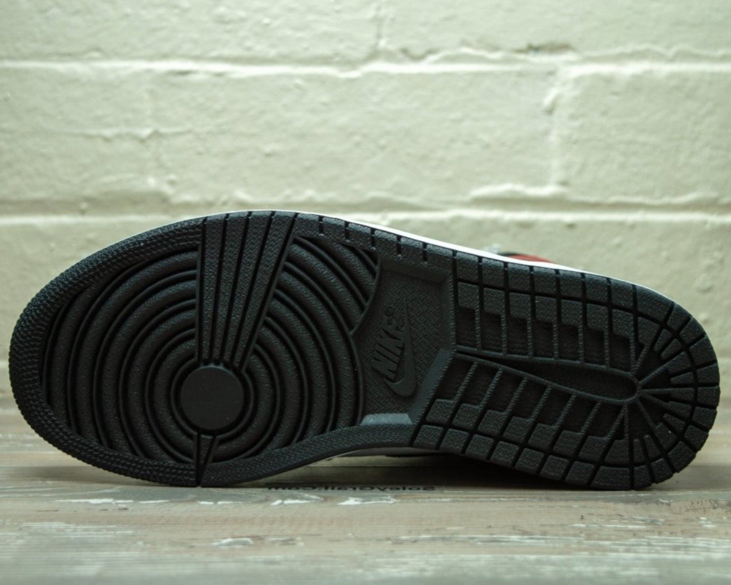 Nike Air Jordan 1 Retro High Light Smoke Grey 555088 126 -