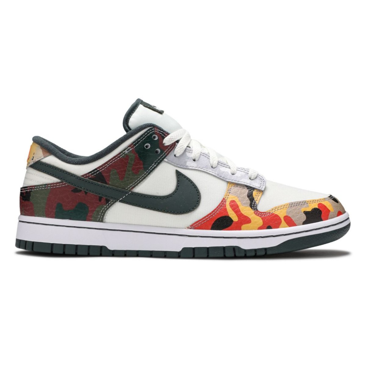 Nike Dunk Low SE Sail Multi Camo DH0957 100 - Nike Dunk Low SE Sail Multi Camo DH0957 100