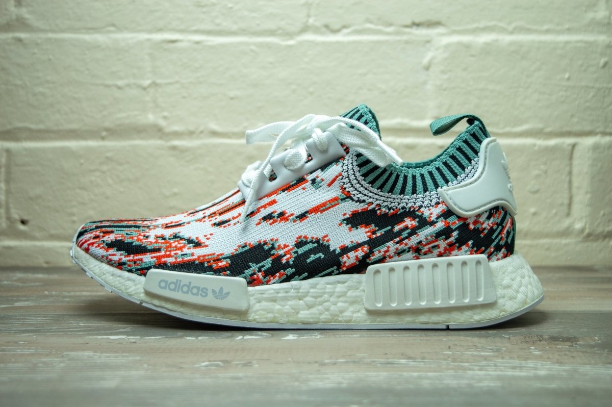 Adidas nmd r1 sneakersnstuff datamosh hot sale collegiate orange