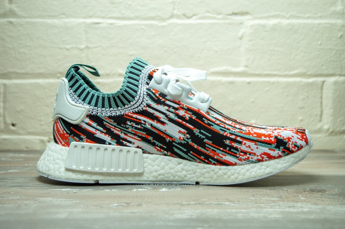 Adidas nmd r1 cheap sneakersnstuff datamosh collegiate orange