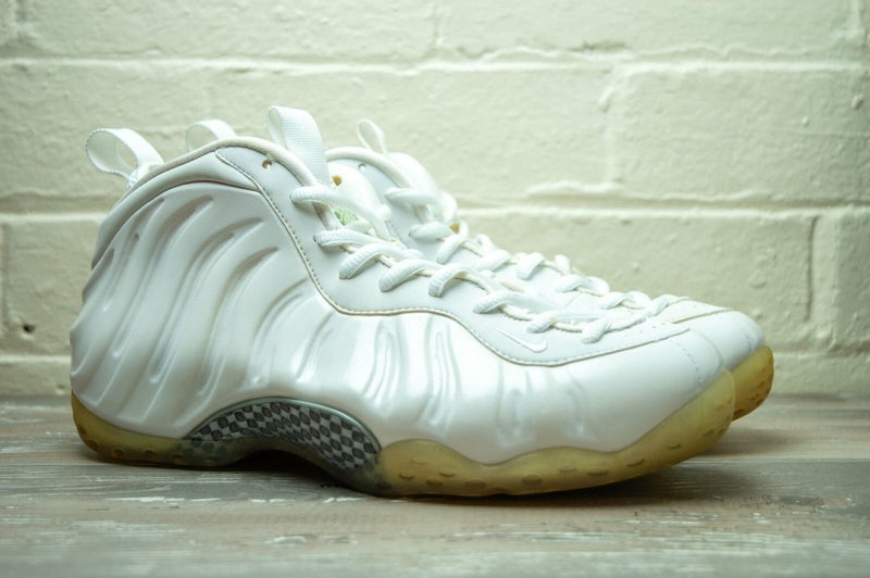 Nike Air Foamposite One White Out 314996 100