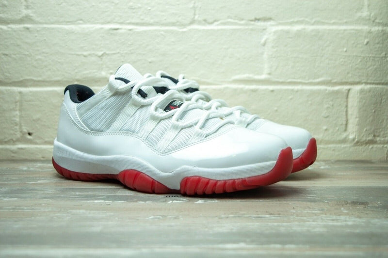 Air jordan 11 retro low cherry on sale