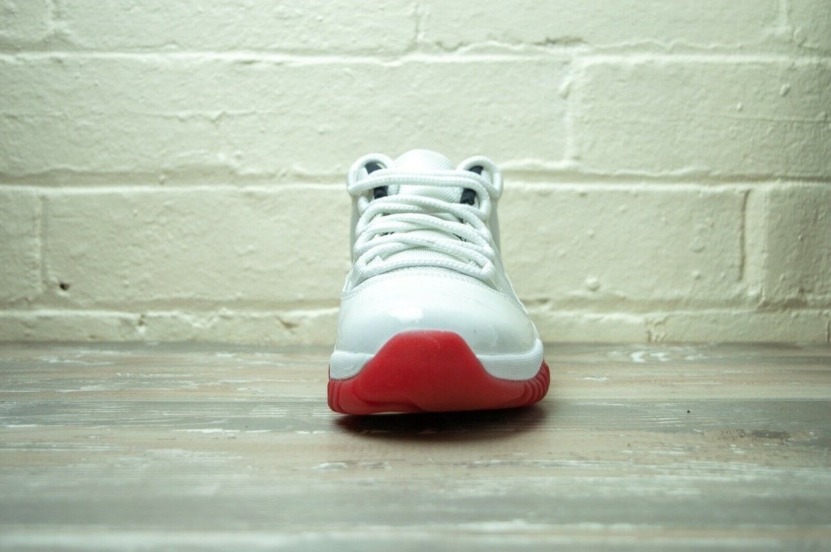 Nike Air Jordan 11 Retro Low Cherry Bottom 528895 101 -