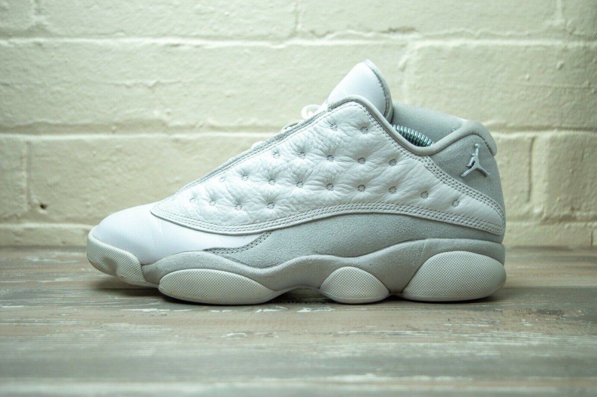 Jordan 13 hotsell low pure platinum