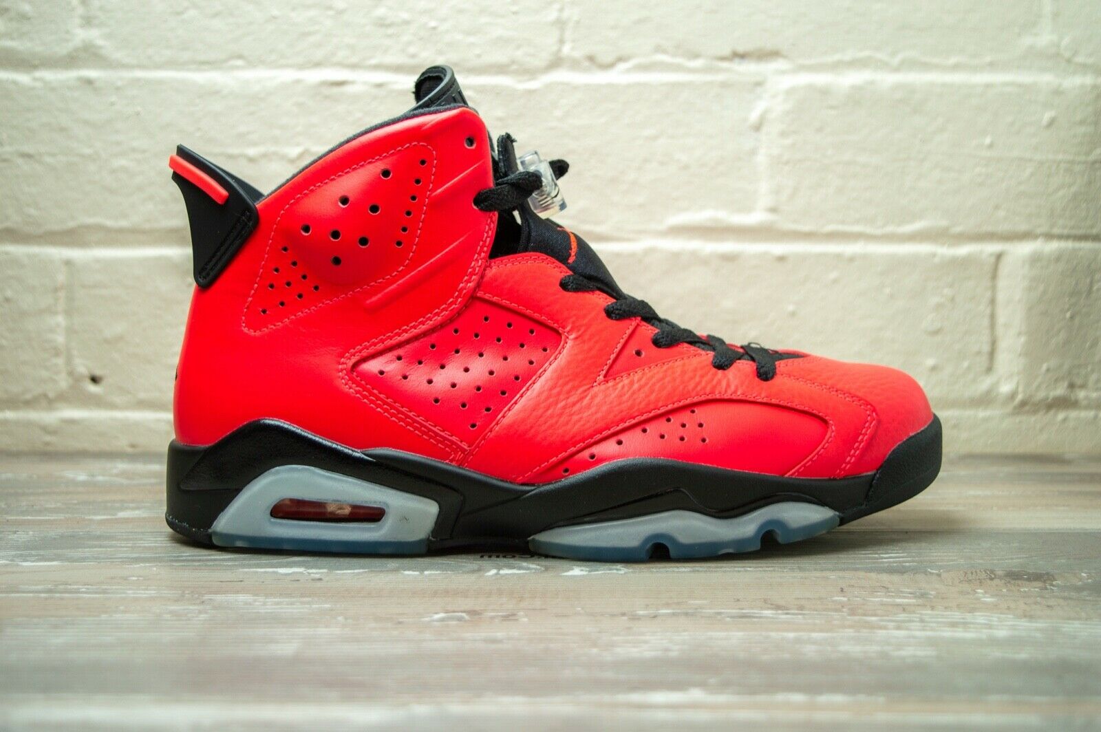 新品未使用 NIKE AIR JORDAN 6 RETRO INFRARED23 Air Jordan 6 Retro Low 'Infrared 23' Release Date. Nike SNKRS