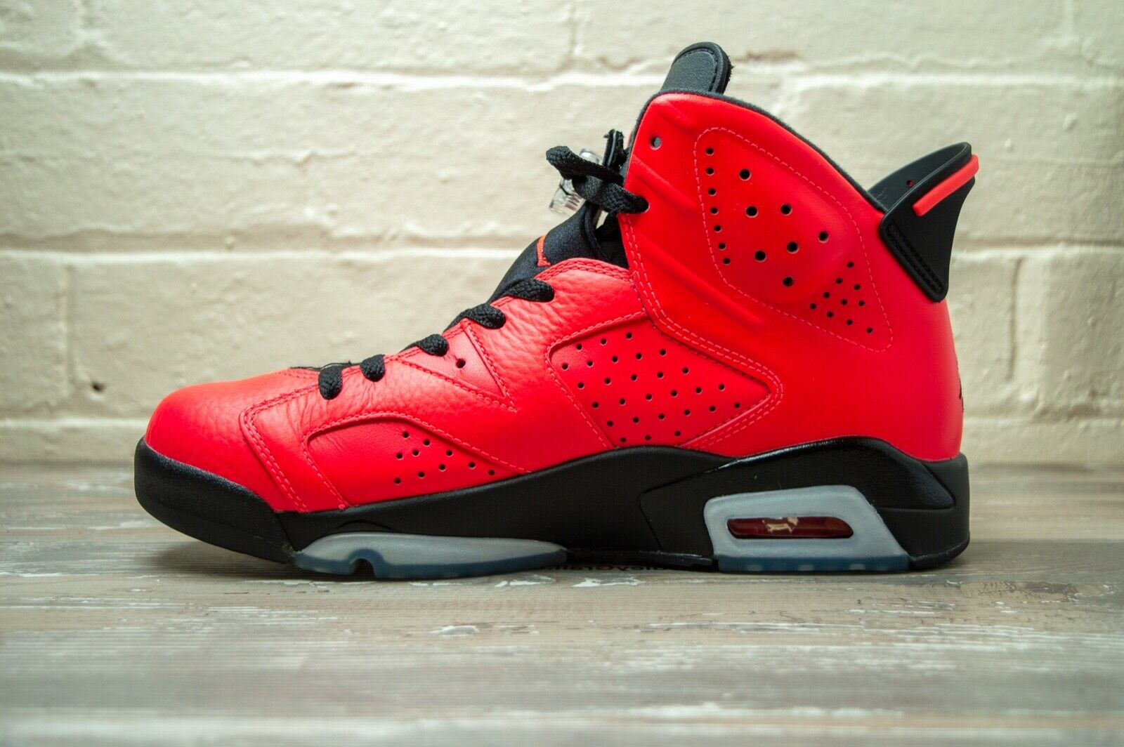 Nike Air Jordan 6 Infrared 23 384664 623