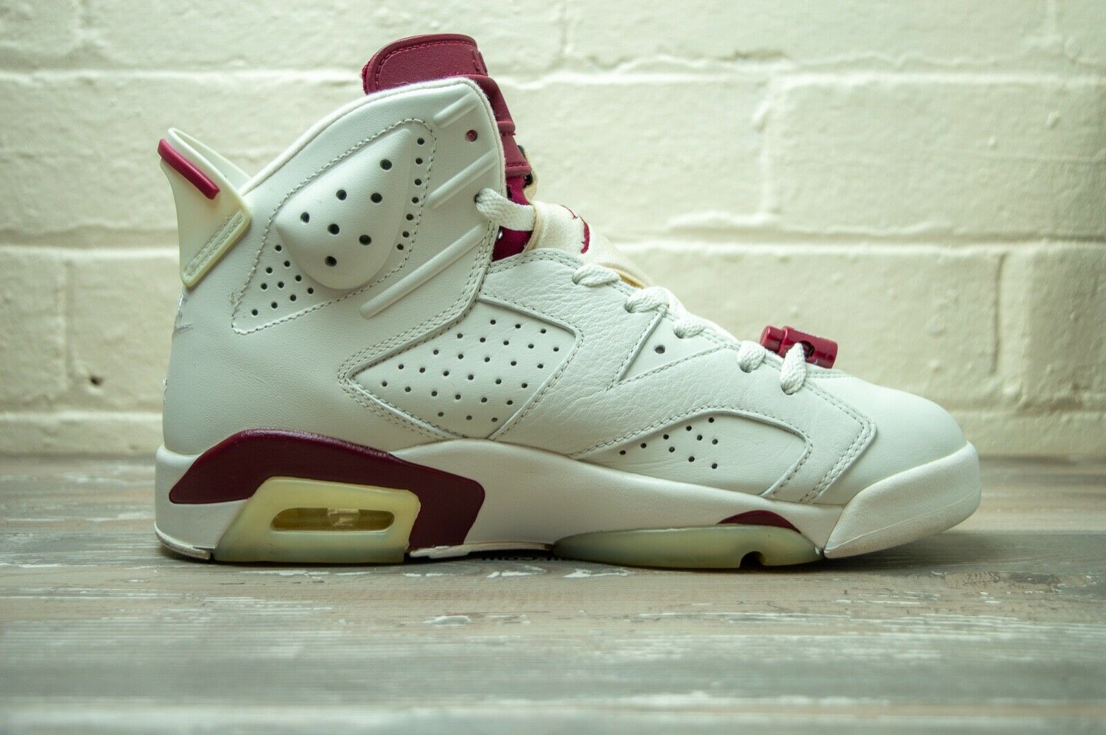 Nike Air Jordan 6 Retro Maroon 384664 116 - Nike Air Jordan 6 Maroon 384664 116 - Nike Air Jordan 6 Maroon 384664 116 - 