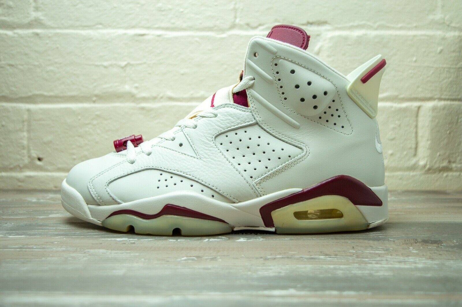 Nike Air Jordan 6 Retro Maroon 384664 116 - Nike Air Jordan 6 Maroon 384664 116 - Nike Air Jordan 6 Maroon 384664 116 - 