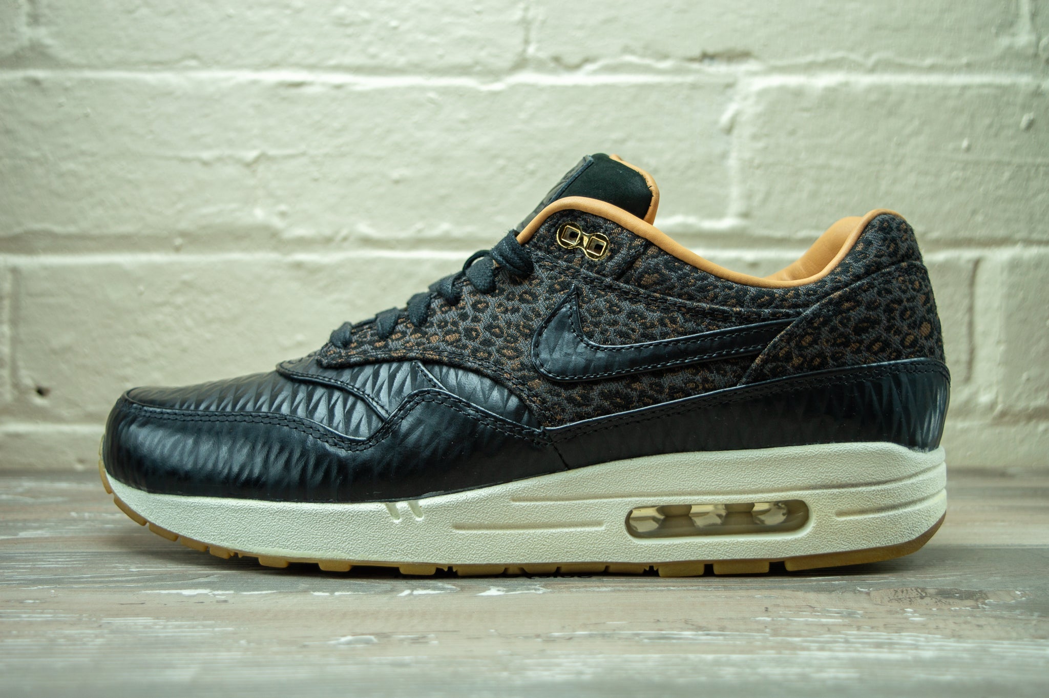 Nike air max sale 1 fb woven