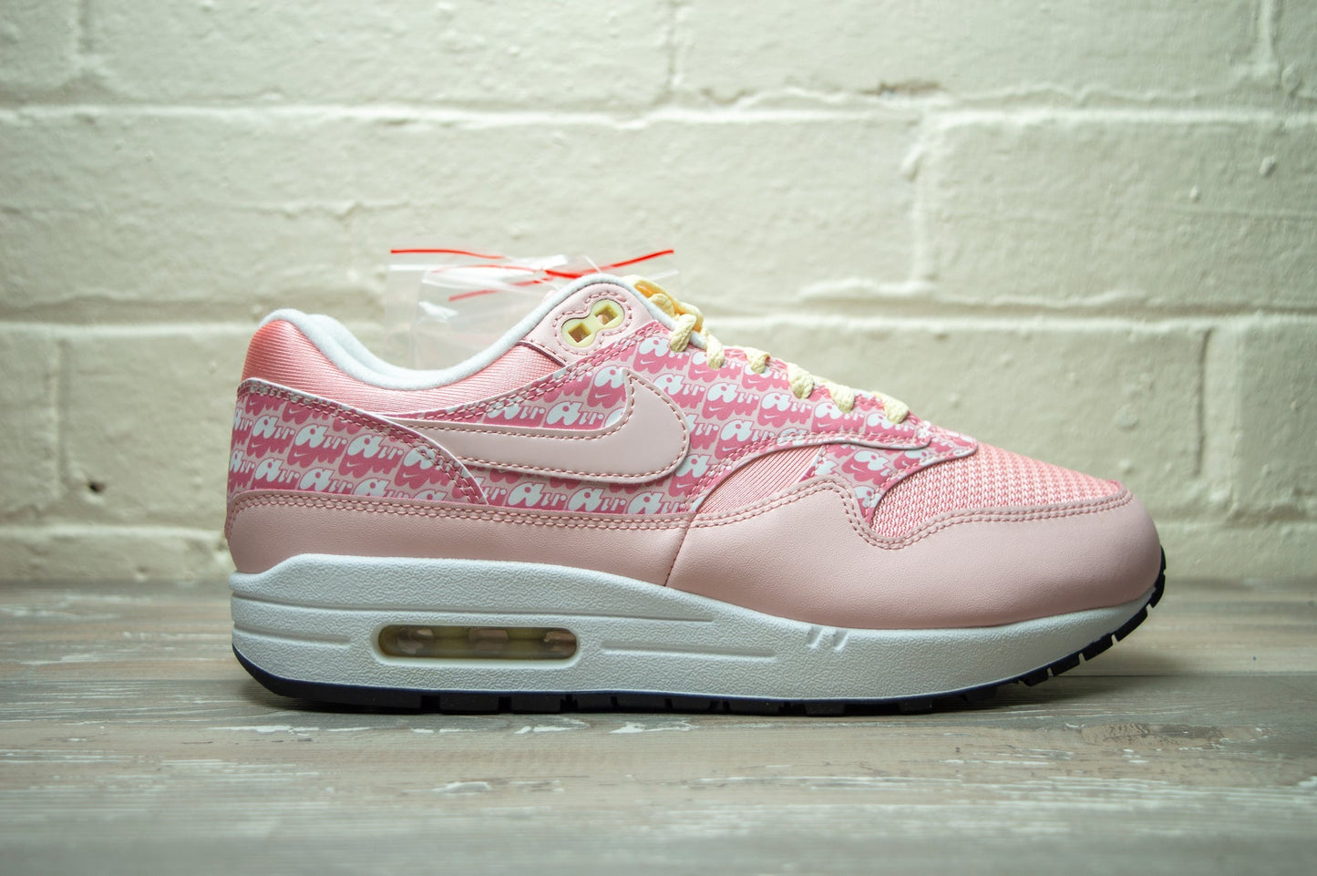 Nike Air Max 1 Premium Strawberry Lemonade CJ0609 600 - Nike Air Max 1 Premium Strawberry Lemonade CJ0609 600 - Nike Air Max 1 Premium Strawberry Lemonade CJ0609 600 - 