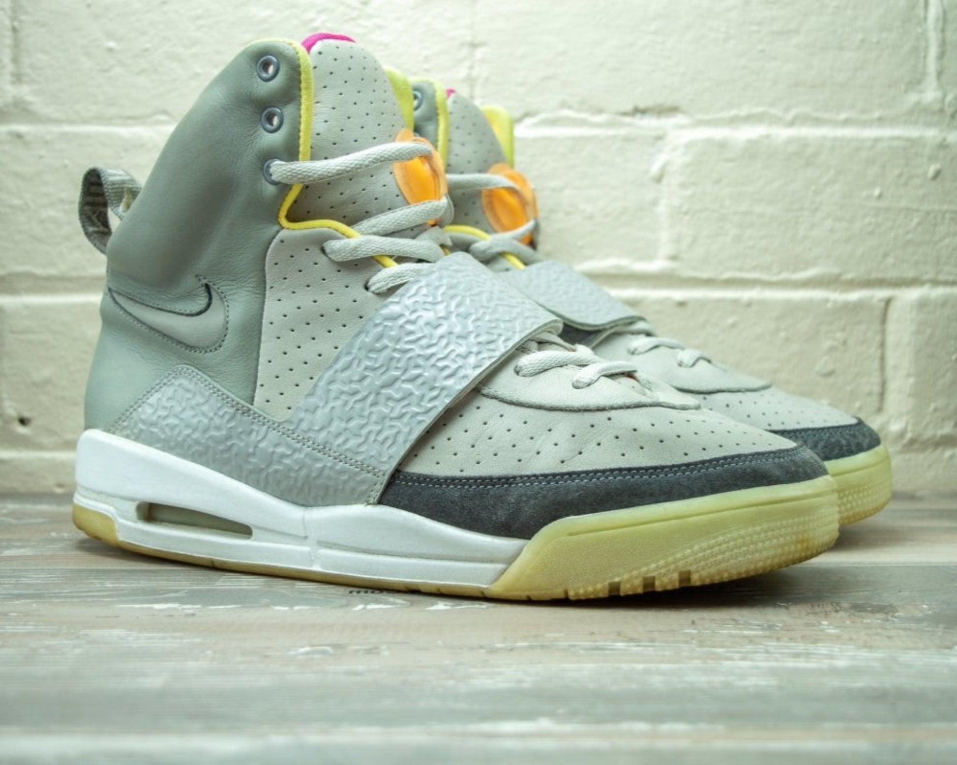 Nike store air yeezy Clearance