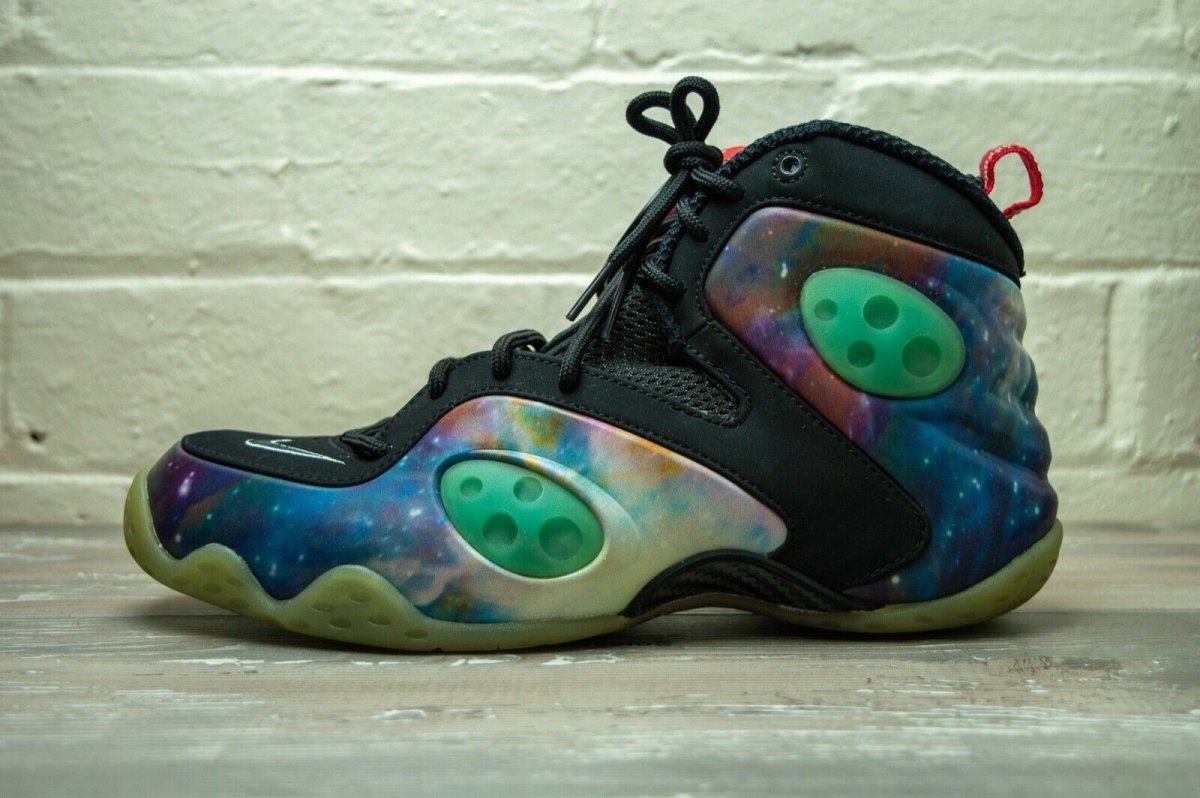 Nike Zoom Rookie NRG Galaxy Sole Collector 558622 002 -