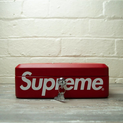 Supreme Lockbox -